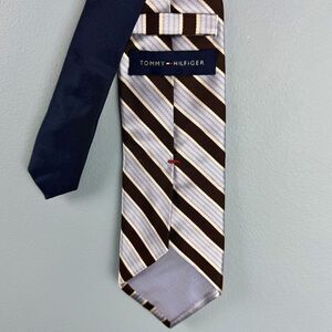 Tommy Hilfiger Men's Blue White Brown Diagonal Striped 3.5"‎ Silk Tie Necktie